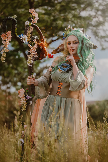 Esa | Cosplayer, D&D Enthusiast & Microbiologist
