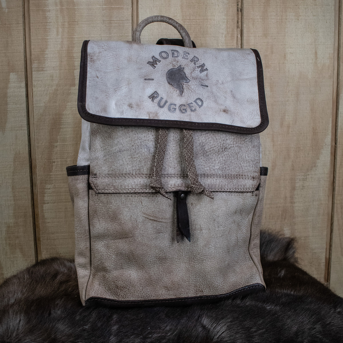 Modern Rugged Leather – Misty Mountain Gaming