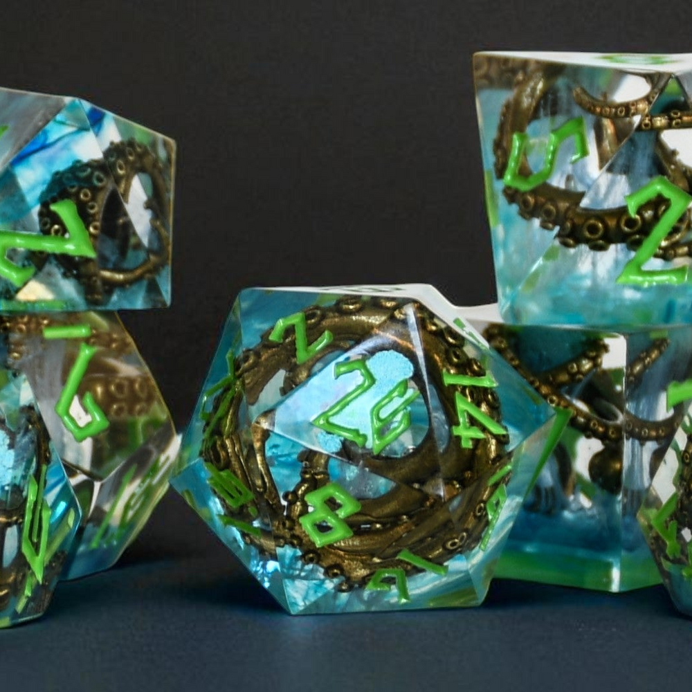 Pre-Order|| R'lyeh - Cthulhu Sharp-Edged Resin Dice Set
