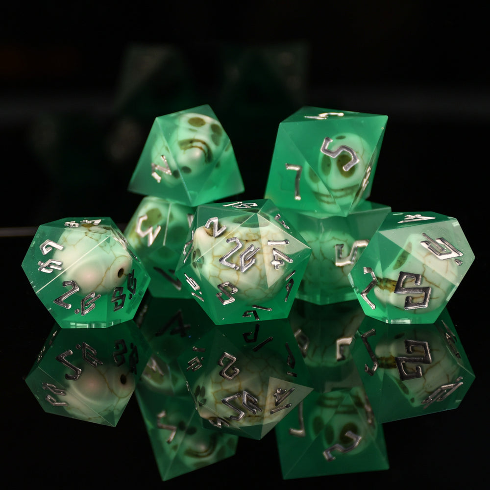 Gelatinous Cube Sharp-Edged Resin Dice Set