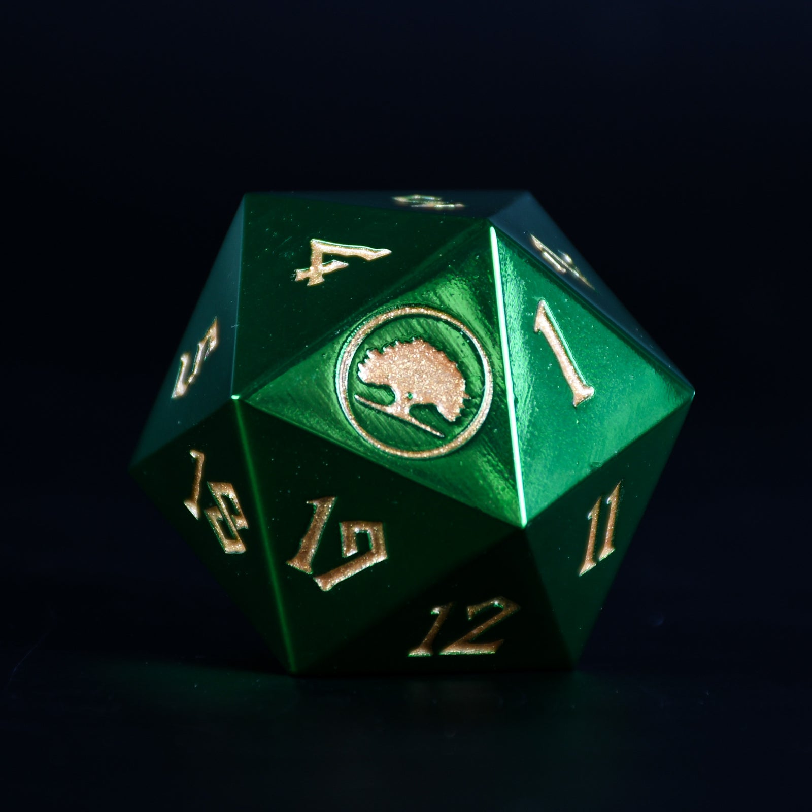 Forest mana mtg spindown metal d20 die with gold numbering on a black background