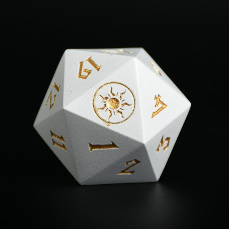 Plains Mana Spindown Metal D20 mtg die with gold numbering on balck background