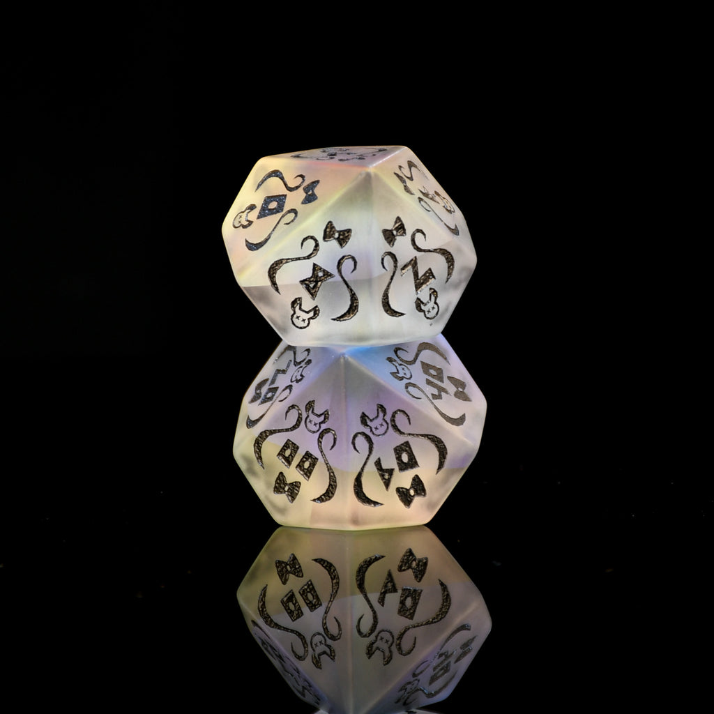 Shattered Glass Dice – Misty Mountain Gaming