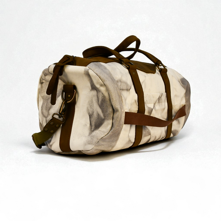 大理石纹白色帆布旅行包