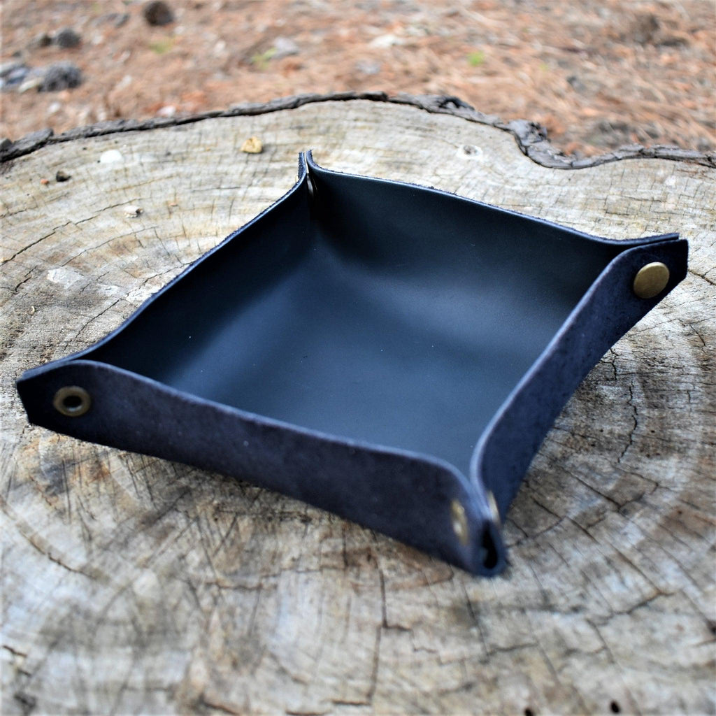 Classic black leather dice tray